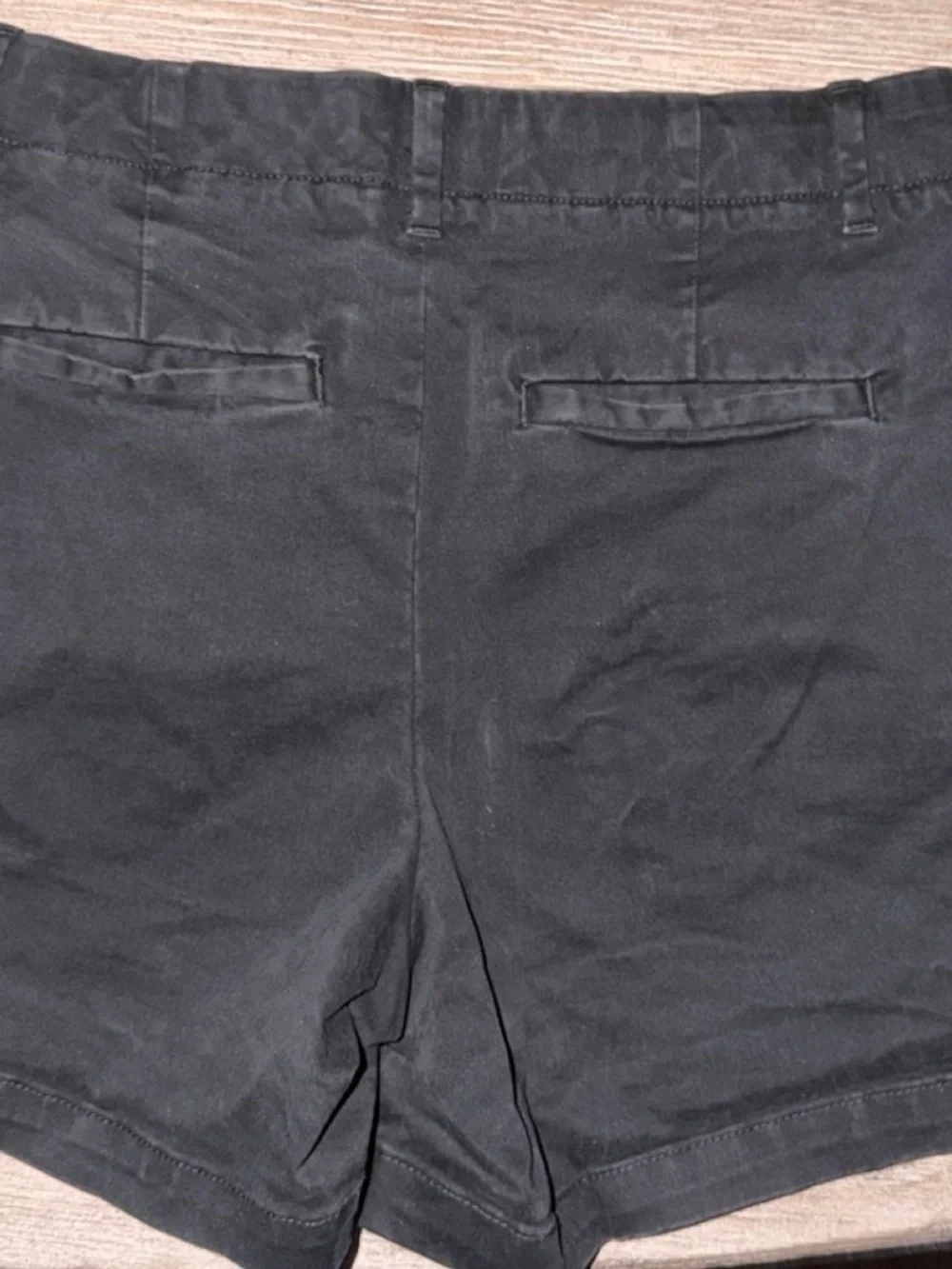 Banana Republic Black High-Rise Bermuda Shorts size 4